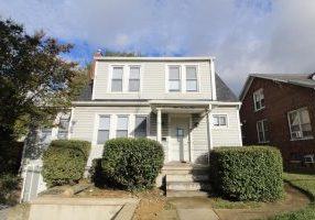 671024 - 805 South High St S